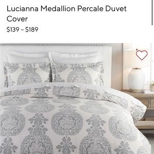 Pottery Barn Full/Queen Lucianna Gray Duvet cover and standard shams